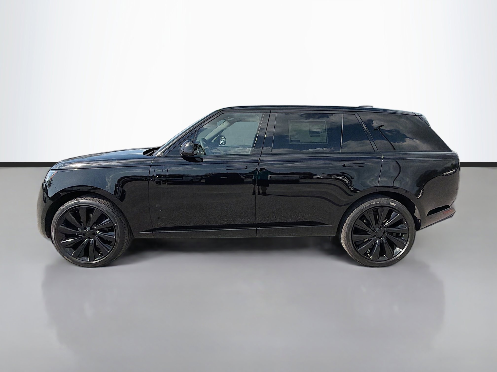 New 2026 Land Rover Range Rover Long Wheel Base SV image 2