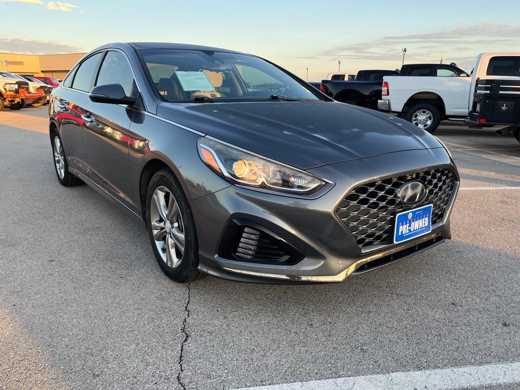 Used 2019 Hyundai Sonata SEL w/ Tech Package 02 FWD image 7