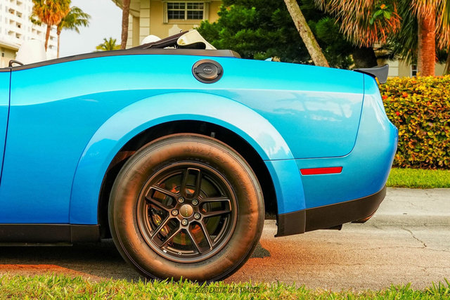 Used 2023 Dodge Challenger SRT Hellcat Redeye RWD image 5