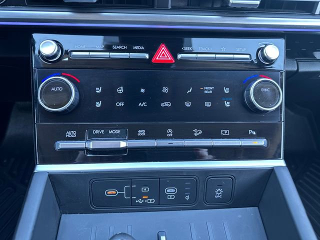 Used 2024 Hyundai Santa Fe Limited image 16