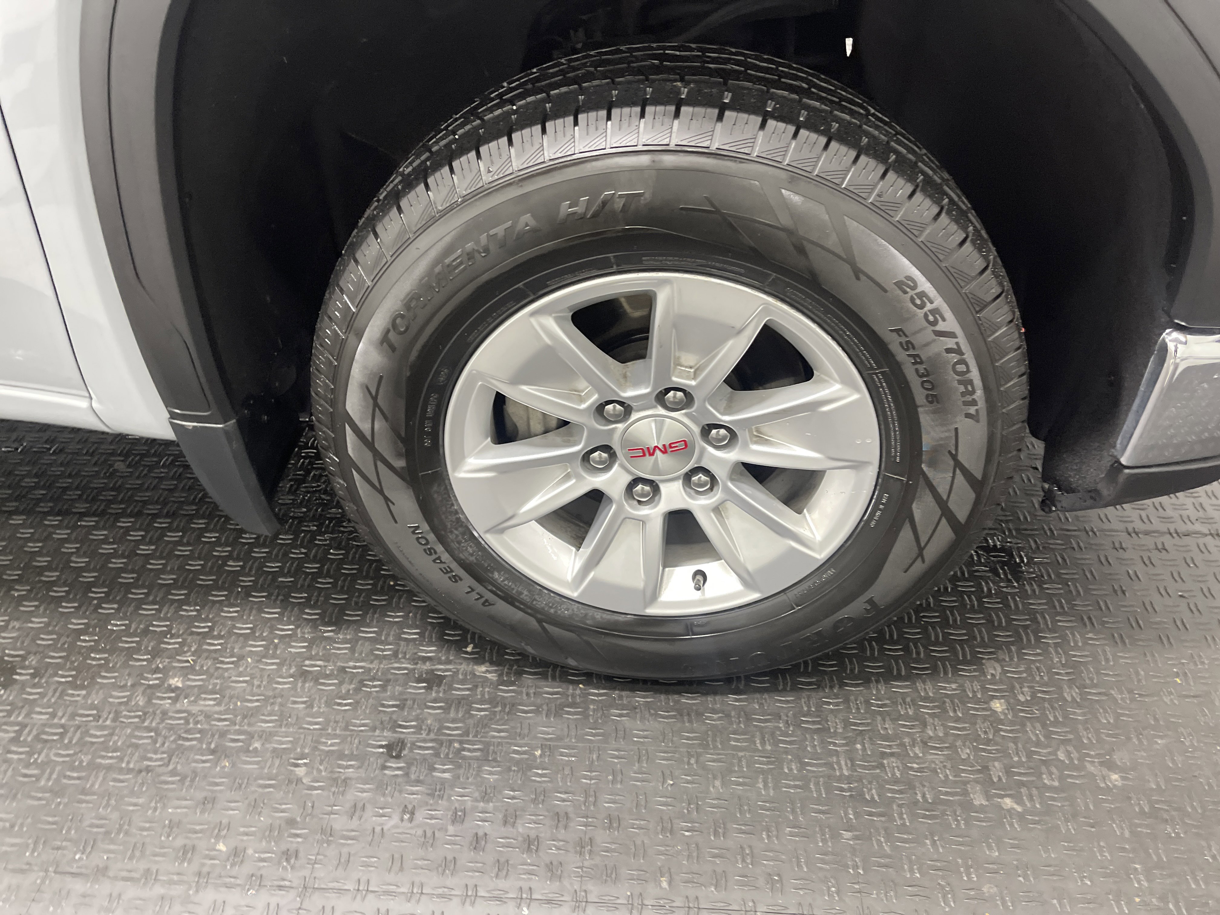 Used 2024 GMC Sierra 1500 SLE image 27