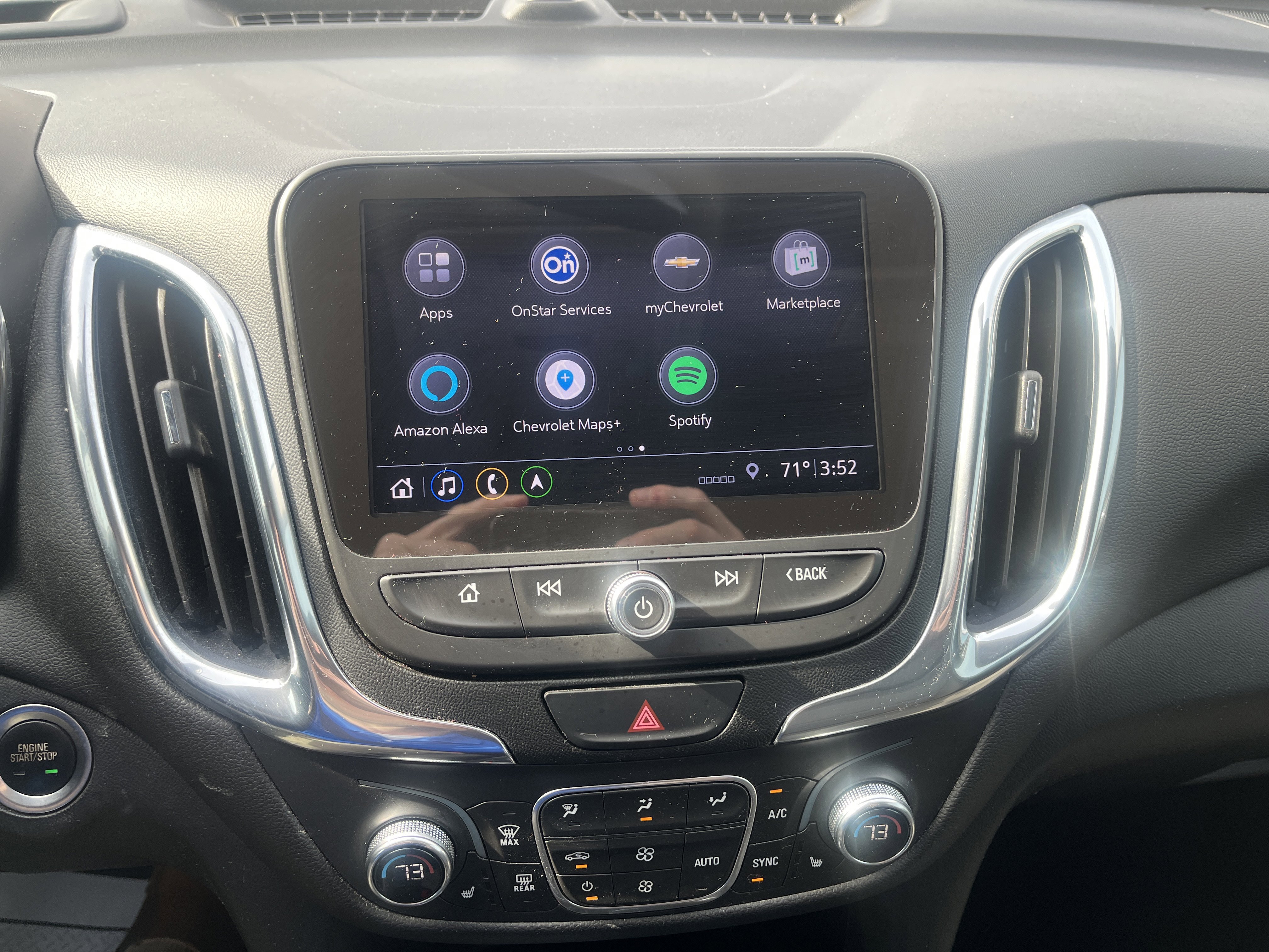 Used 2020 Chevrolet Equinox LT image 23