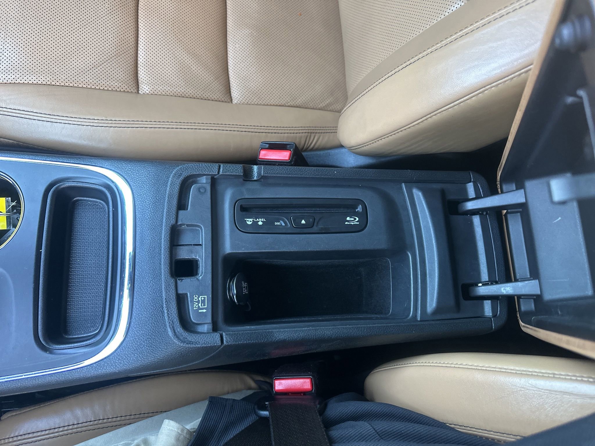 Used 2017 Dodge Durango Citadel w/ Premium Entertainment Group image 44