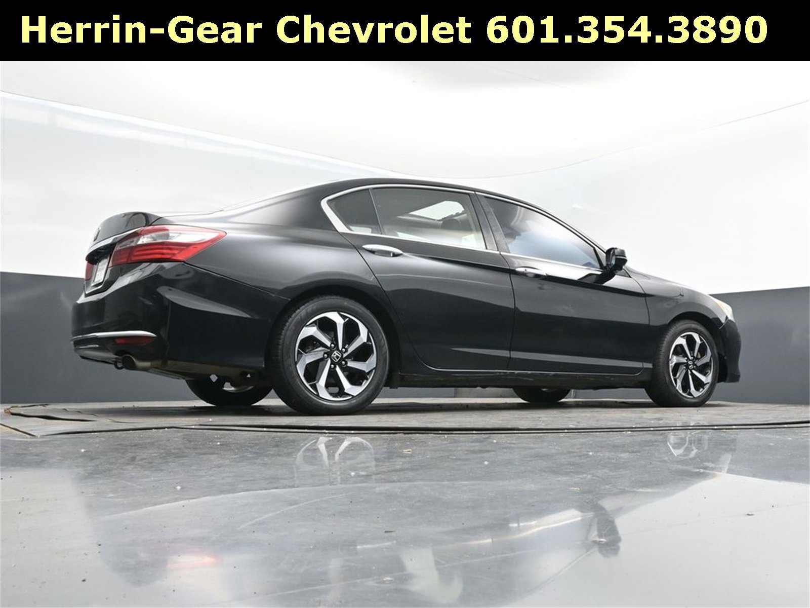 Used 2017 Honda Accord EX-L image 42