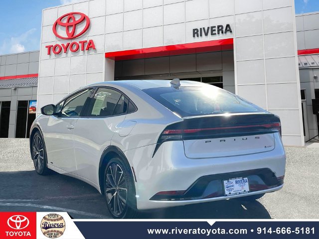 Used 2023 Toyota Prius XLE AWD/4WD image 9