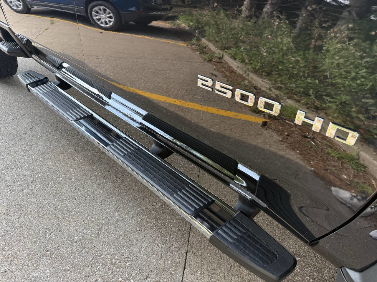 Used 2024 Chevrolet Silverado 2500 LTZ w/ LTZ Premium Package image 22