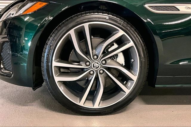 New 2024 Jaguar XF R-Dynamic SE image 10