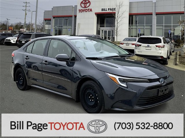Certified 2024 Toyota Corolla LE image 1