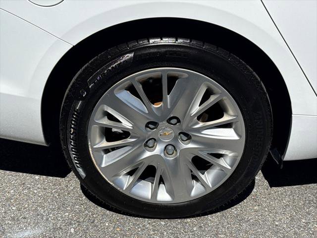 Used 2019 Chevrolet Impala LS FWD image 11