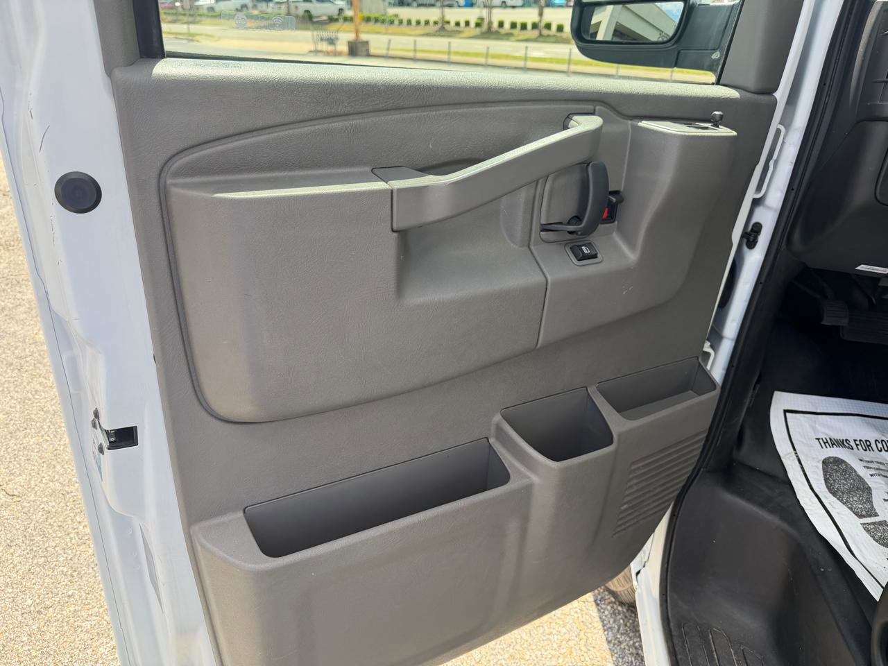 Used 2022 GMC Savana 2500 Extended w/ Driver Convenience Package RWD image 11