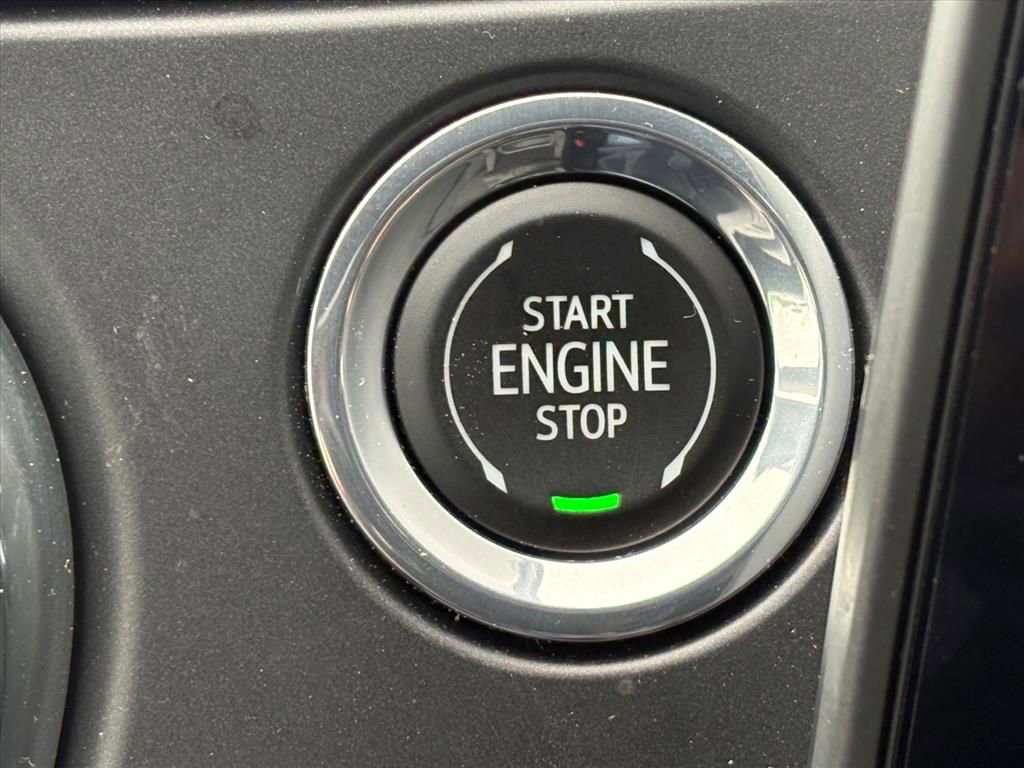 Used 2024 Chevrolet Blazer LT w/ Convenience Package FWD image 11