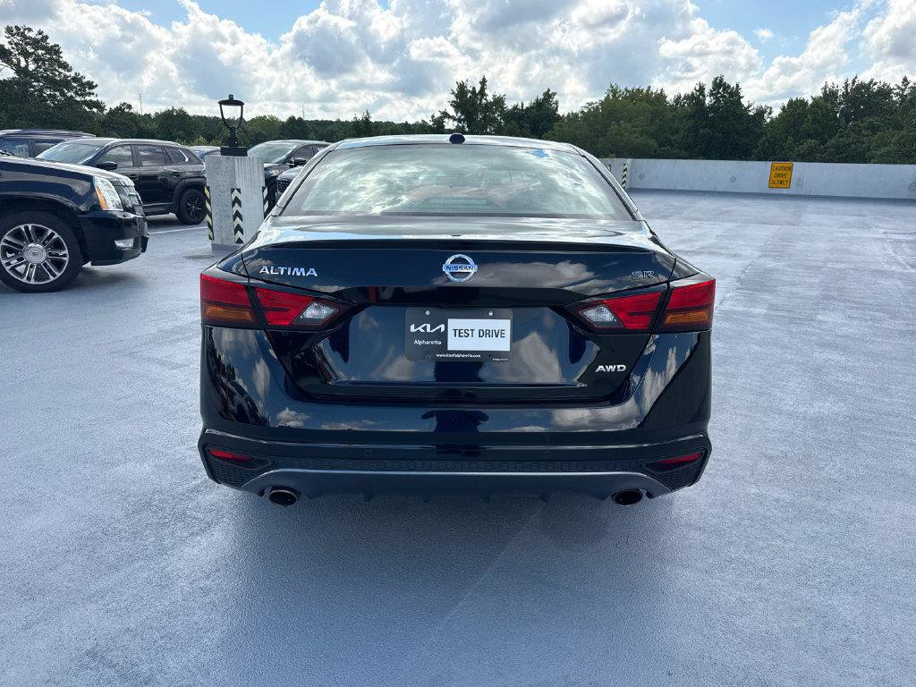 Used 2021 Nissan Altima 2.5 SR AWD/4WD image 6