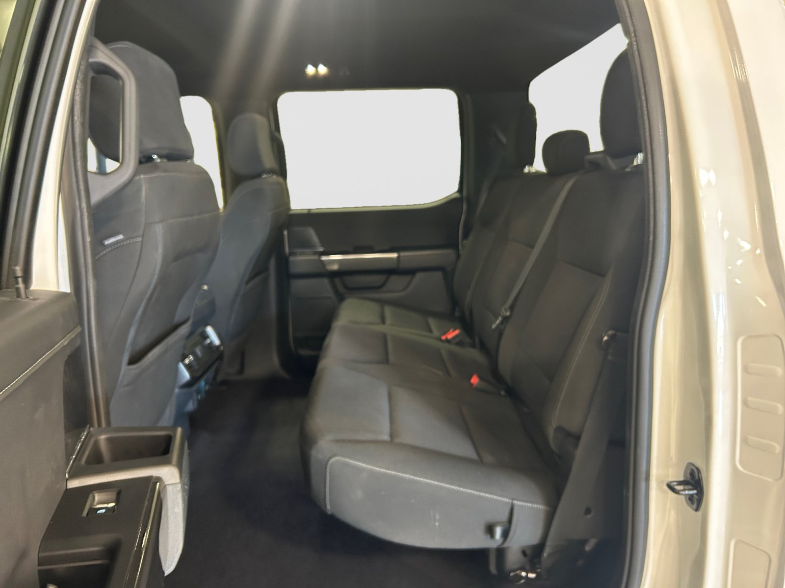 Used 2023 Ford F150 XLT w/ Equipment Group 302A High RWD image 21