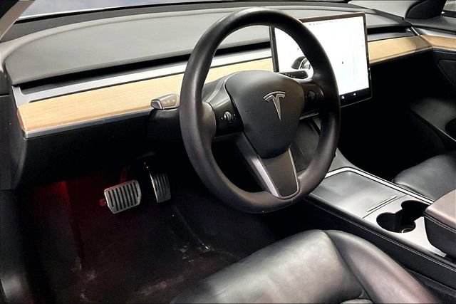 Used 2021 Tesla Model 3 Long Range image 16