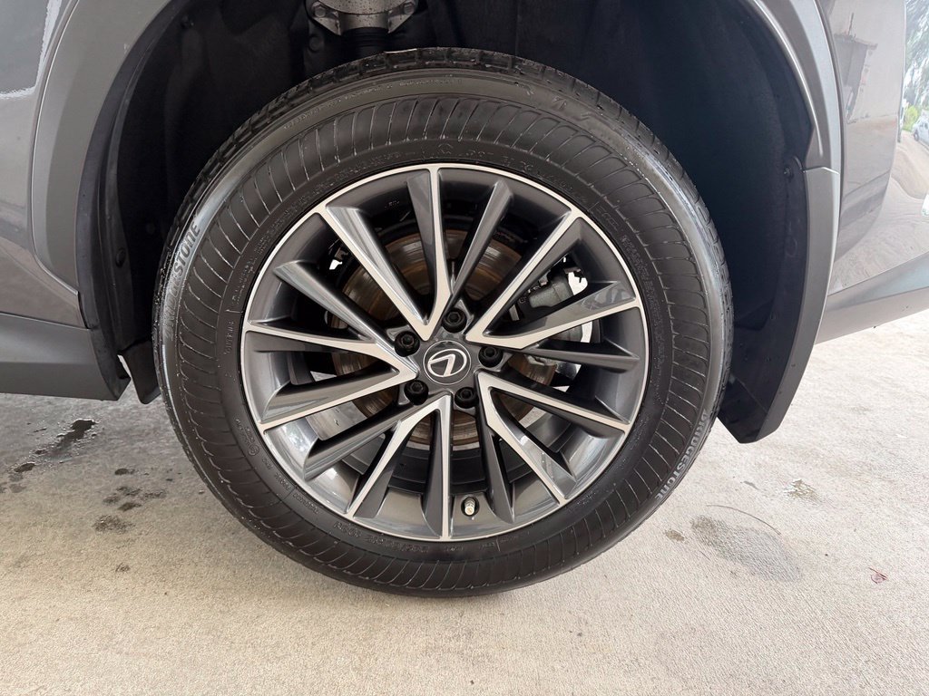 Used 2022 Lexus NX 350 AWD image 16