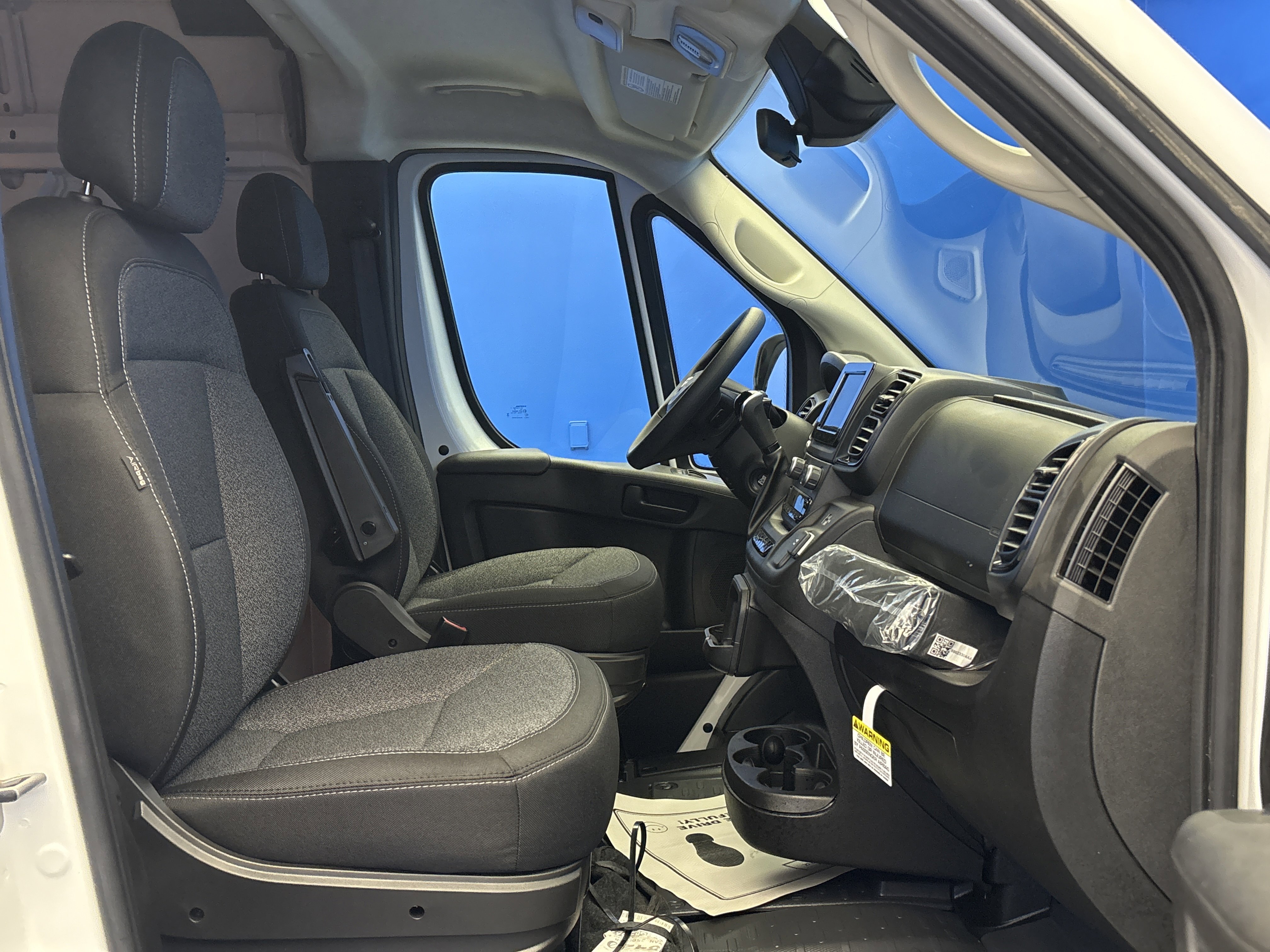 Used 2024 RAM ProMaster 2500 image 19