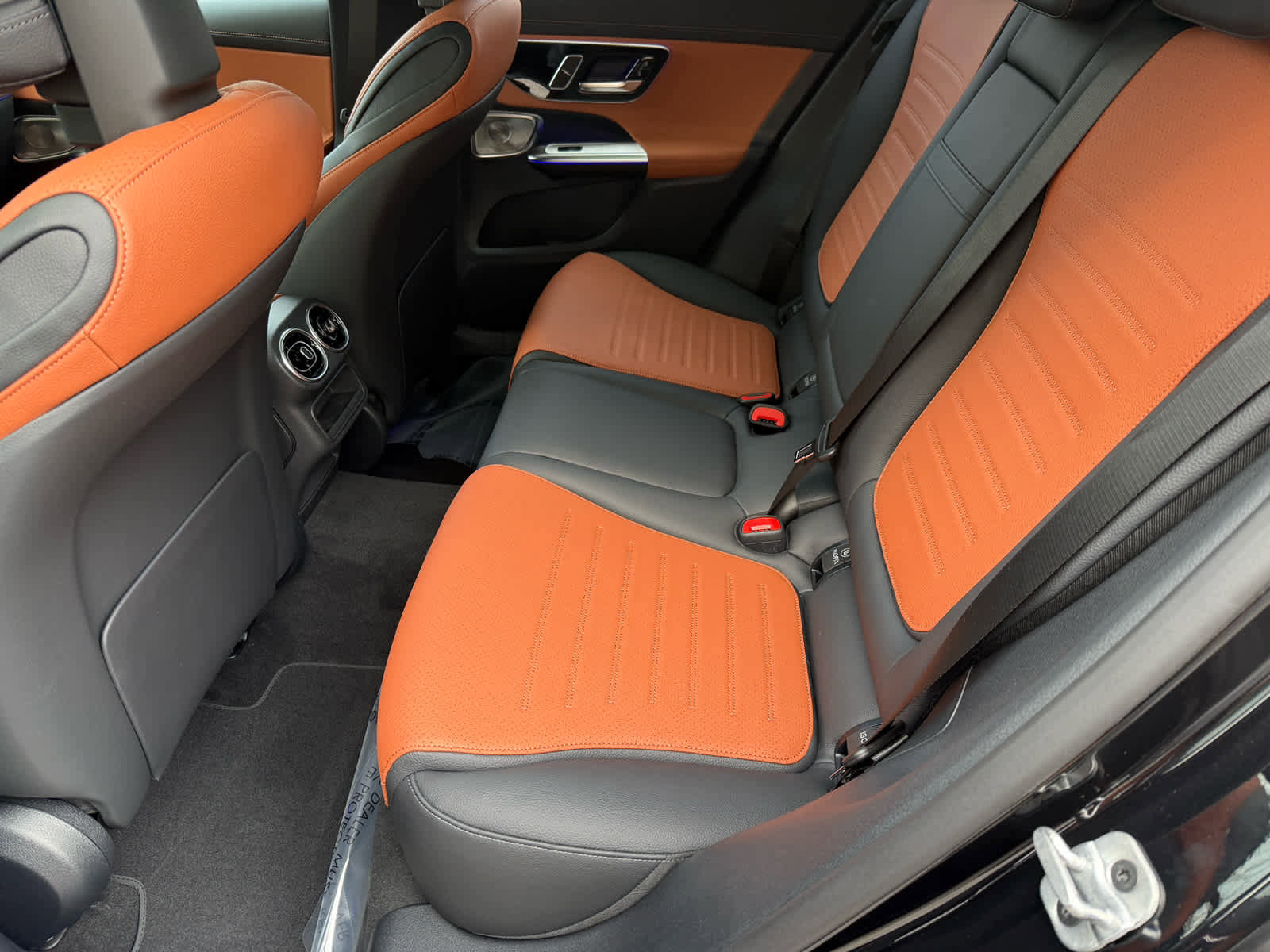 New 2026 Mercedes-Benz GLC 300 GLC 300 image 11