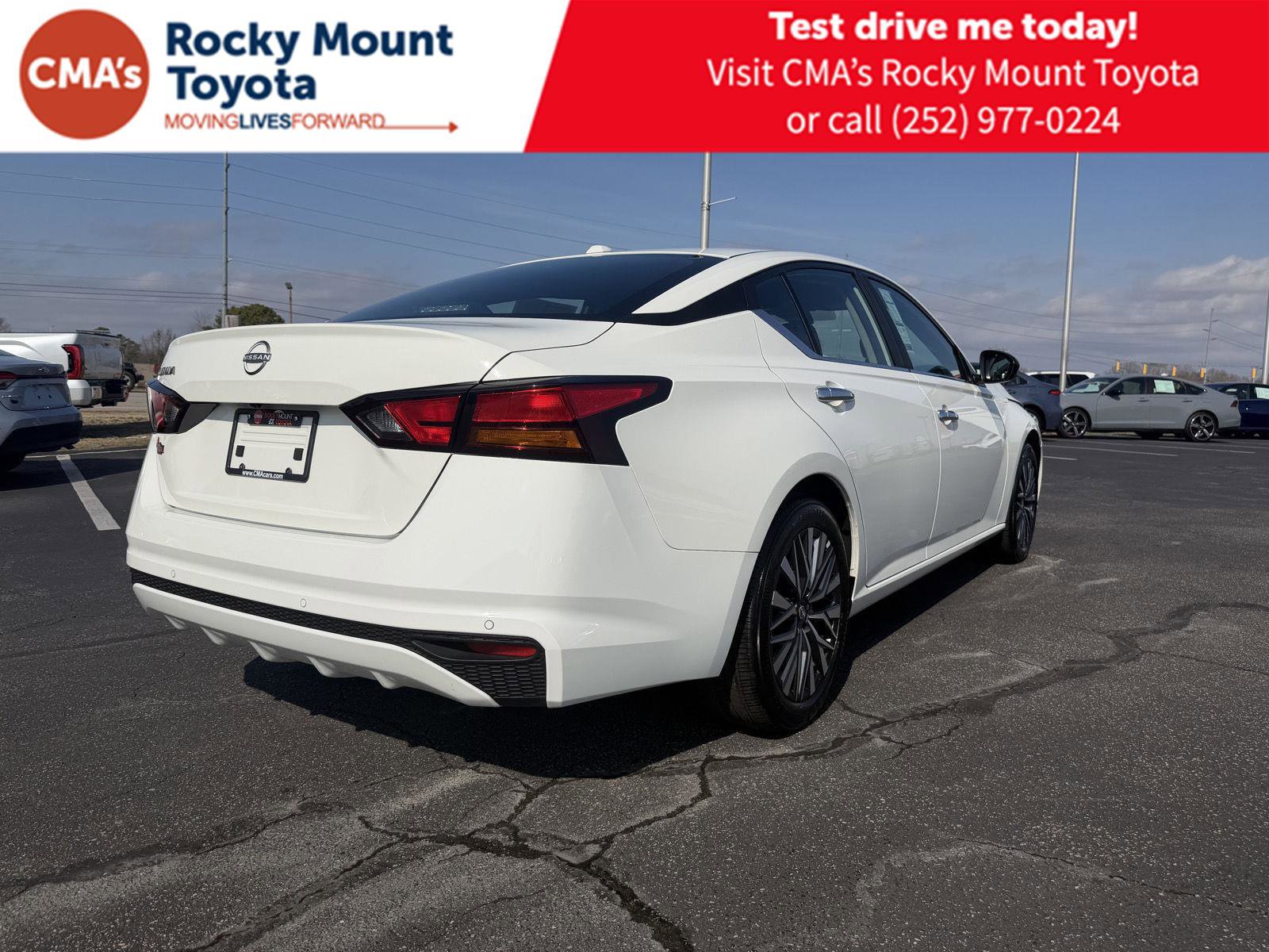 Used 2025 Nissan Altima 2.5 SV image 7