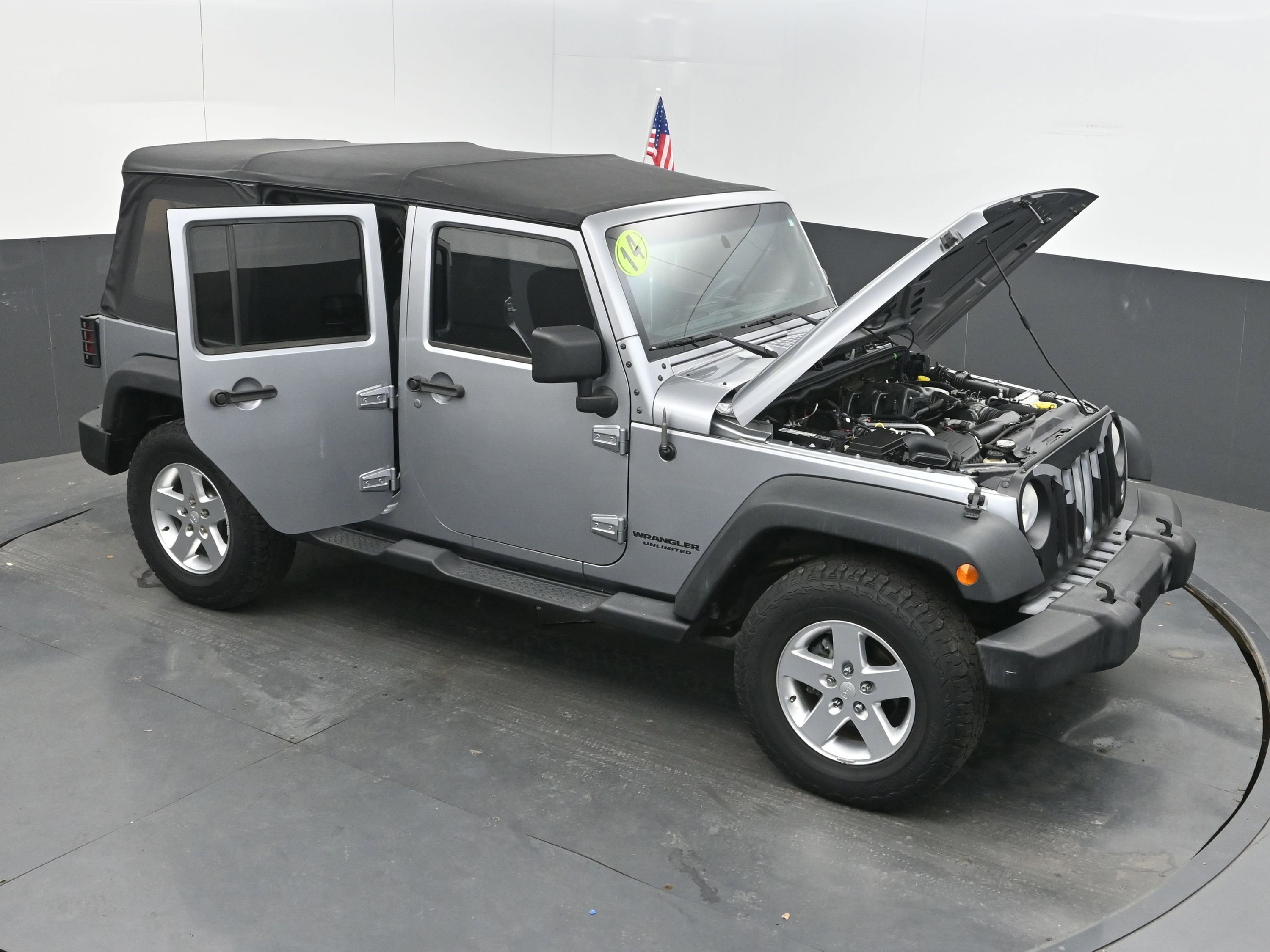 Used 2014 Jeep Wrangler Unlimited Sport w/ Max Tow Package AWD/4WD image 37