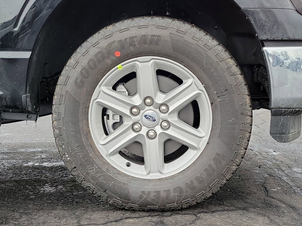 New 2026 Ford F150 XLT w/ Equipment Group 302A MID image 9