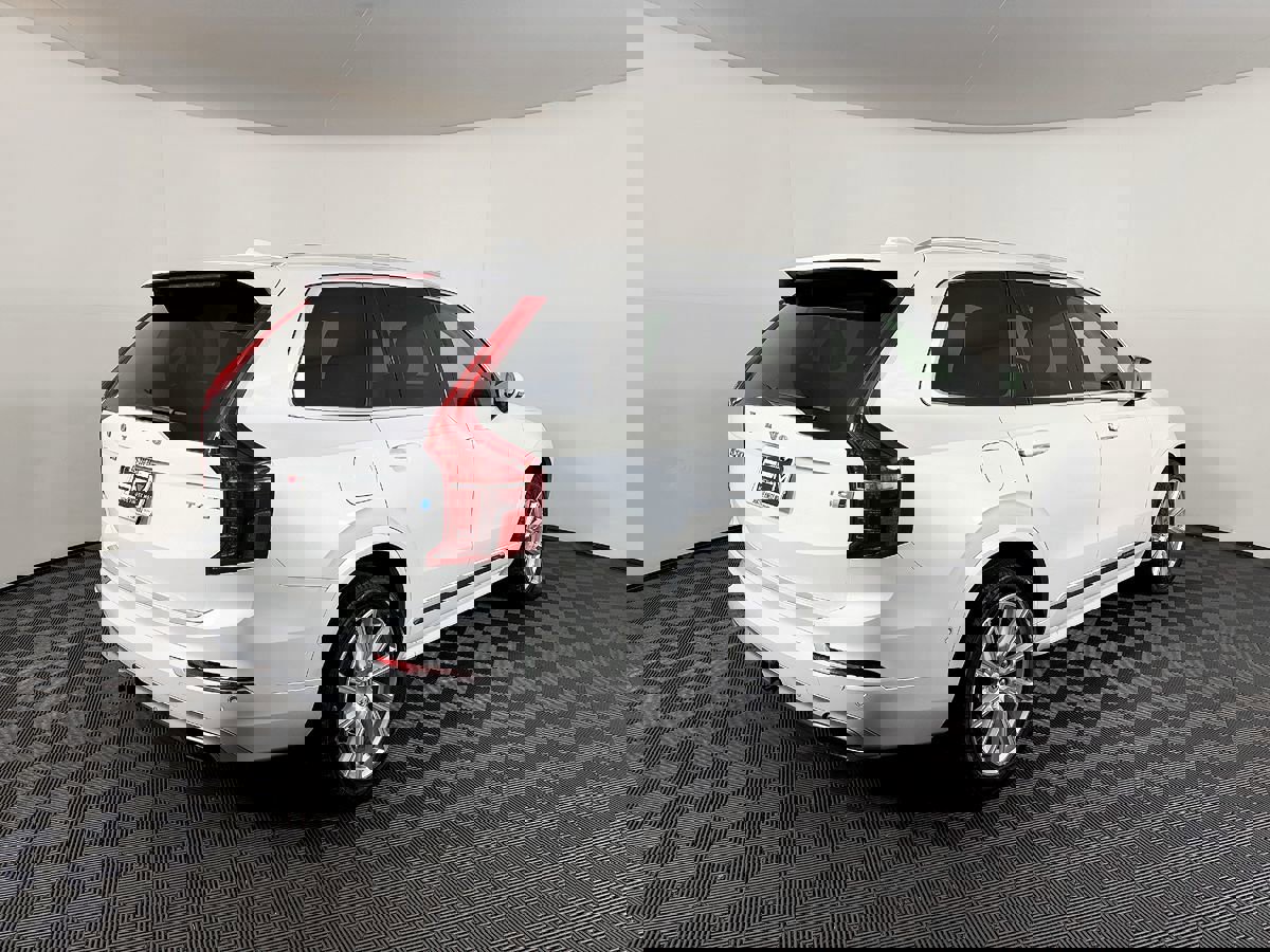 Used 2017 Volvo XC90 T6 Inscription w/ Vision Package image 8