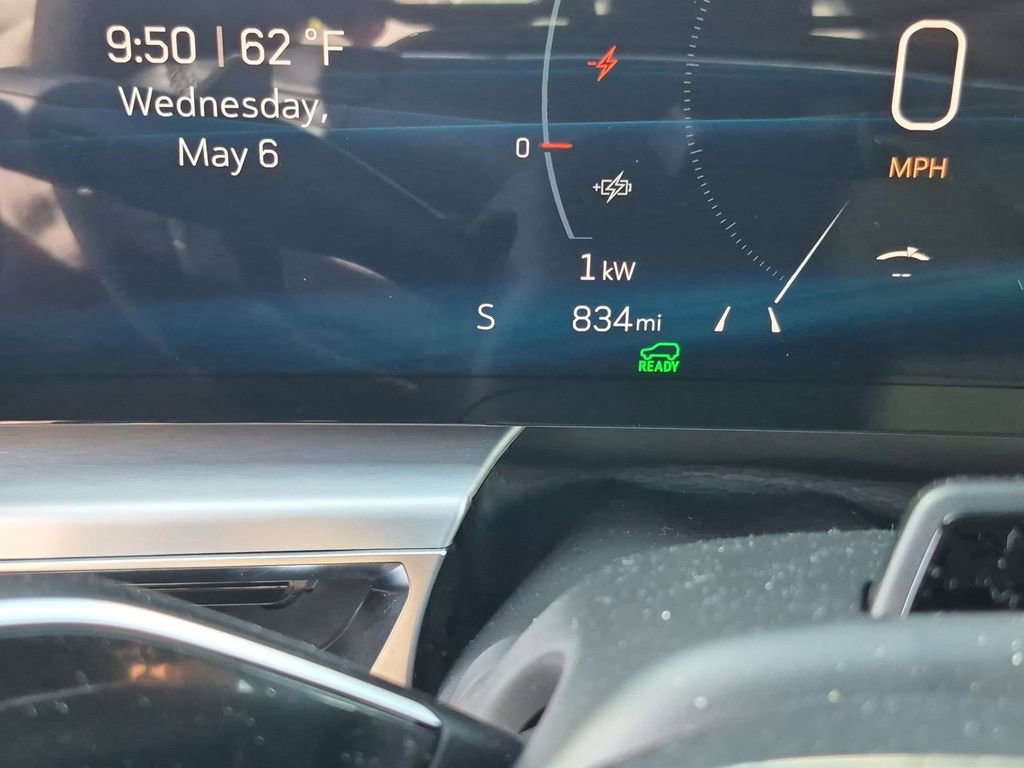 Used 2026 Cadillac Lyriq Sport AWD/4WD image 4