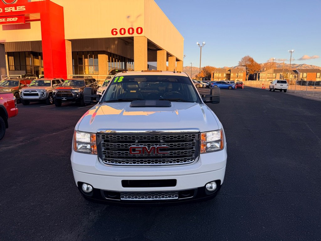 Used 2013 GMC Sierra 3500 Denali image 30
