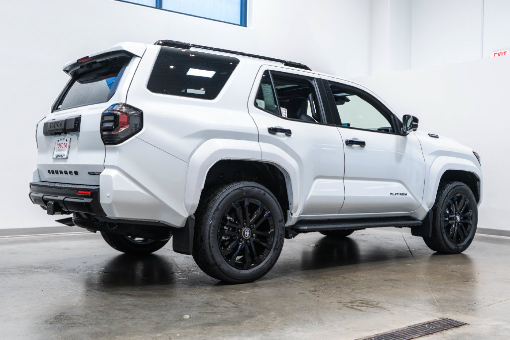 New 2026 Toyota 4Runner Platinum AWD/4WD image 9