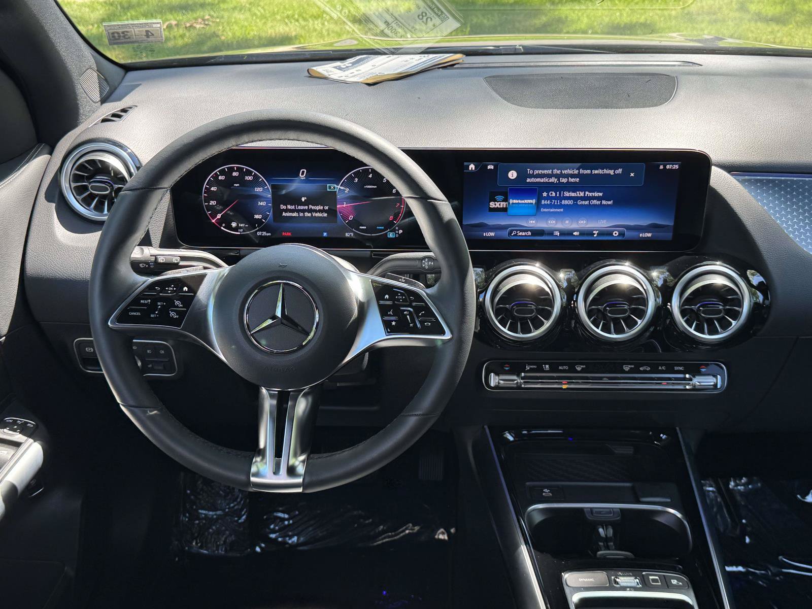 Certified 2025 Mercedes-Benz GLA 250 4MATIC image 32
