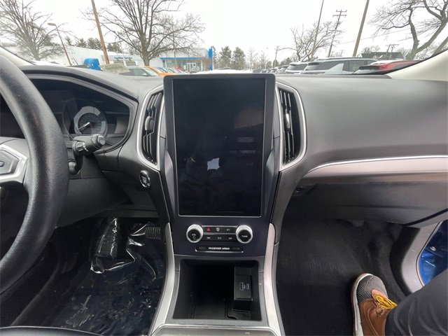 Used 2022 Ford Edge SEL w/ Convenience Package image 21