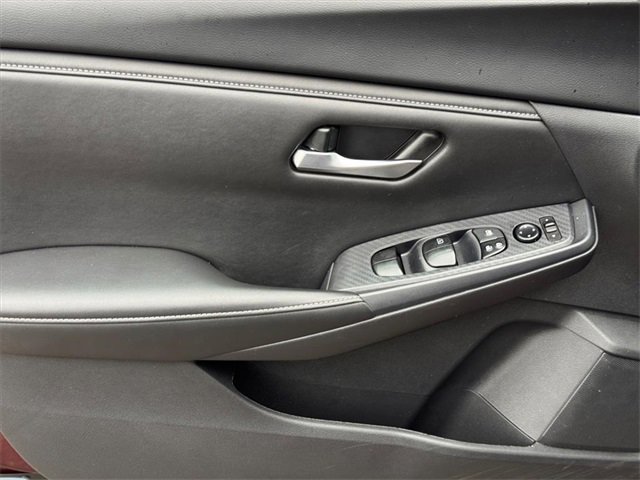 Used 2024 Nissan Sentra SV image 14