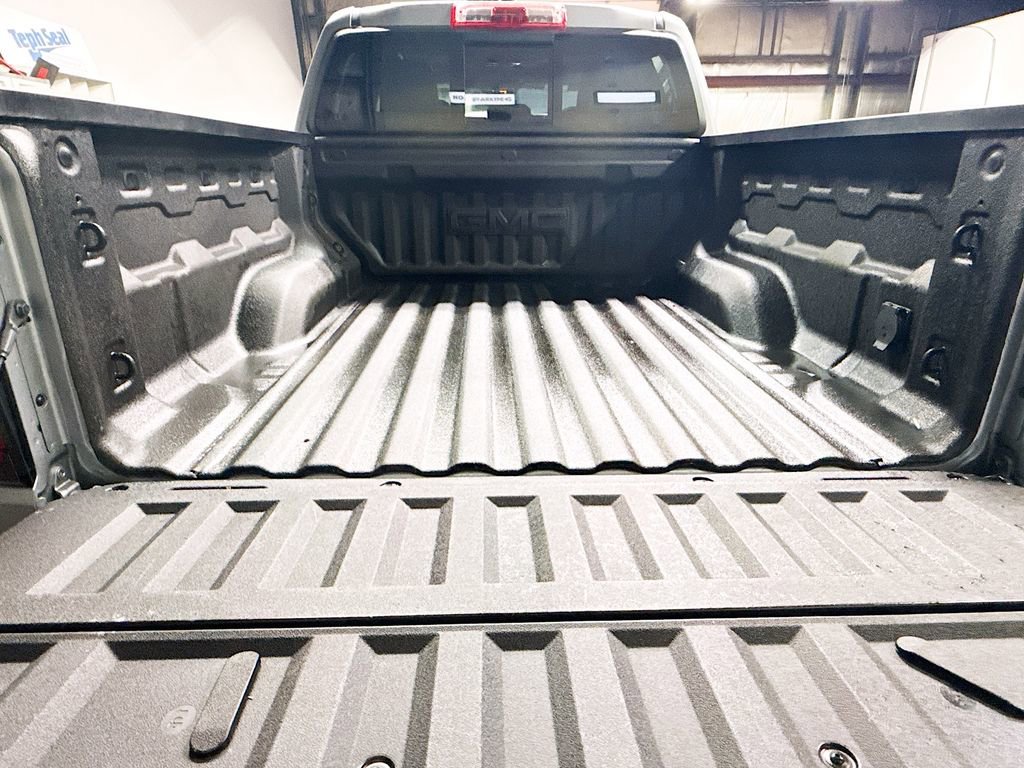 Used 2024 GMC Canyon Elevation w/ Elevation Premium Package image 26