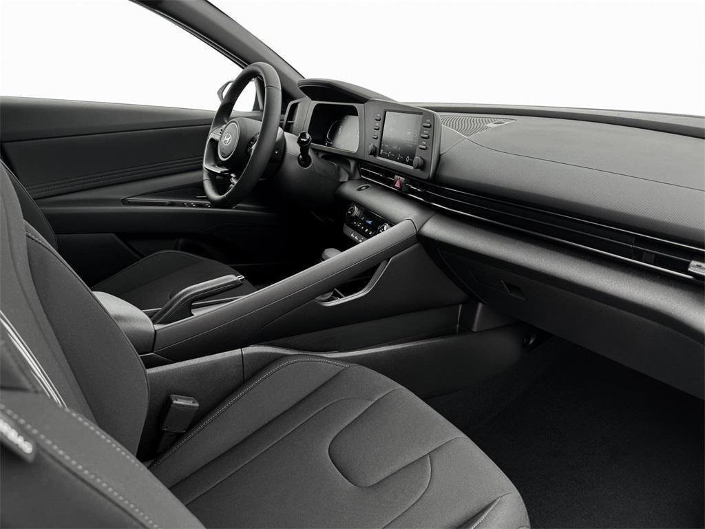 New 2025 Hyundai Elantra Sport image 15