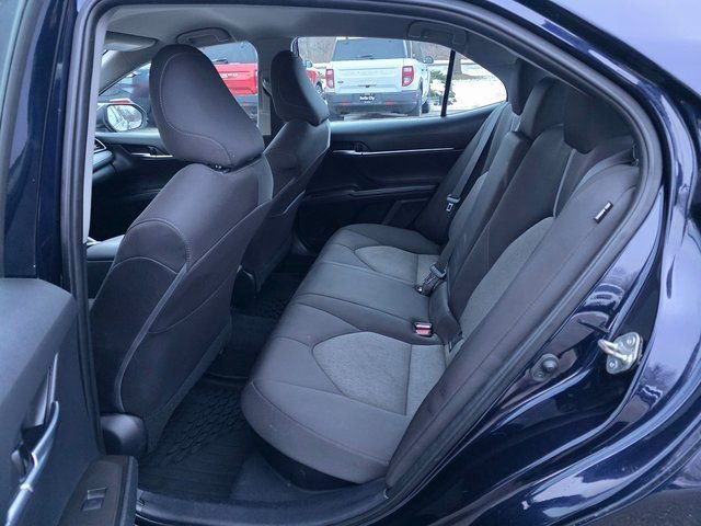 Used 2021 Toyota Camry LE image 17