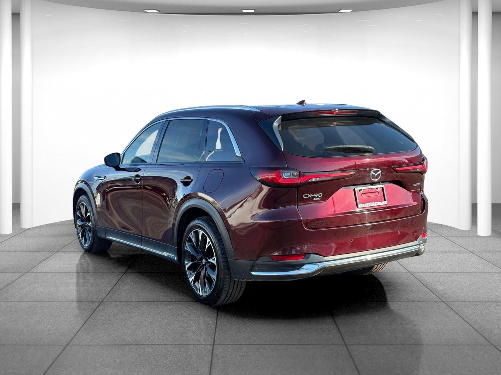 Used 2024 MAZDA CX-90 Plug-In Hybrid w/ Premium Pkg image 5