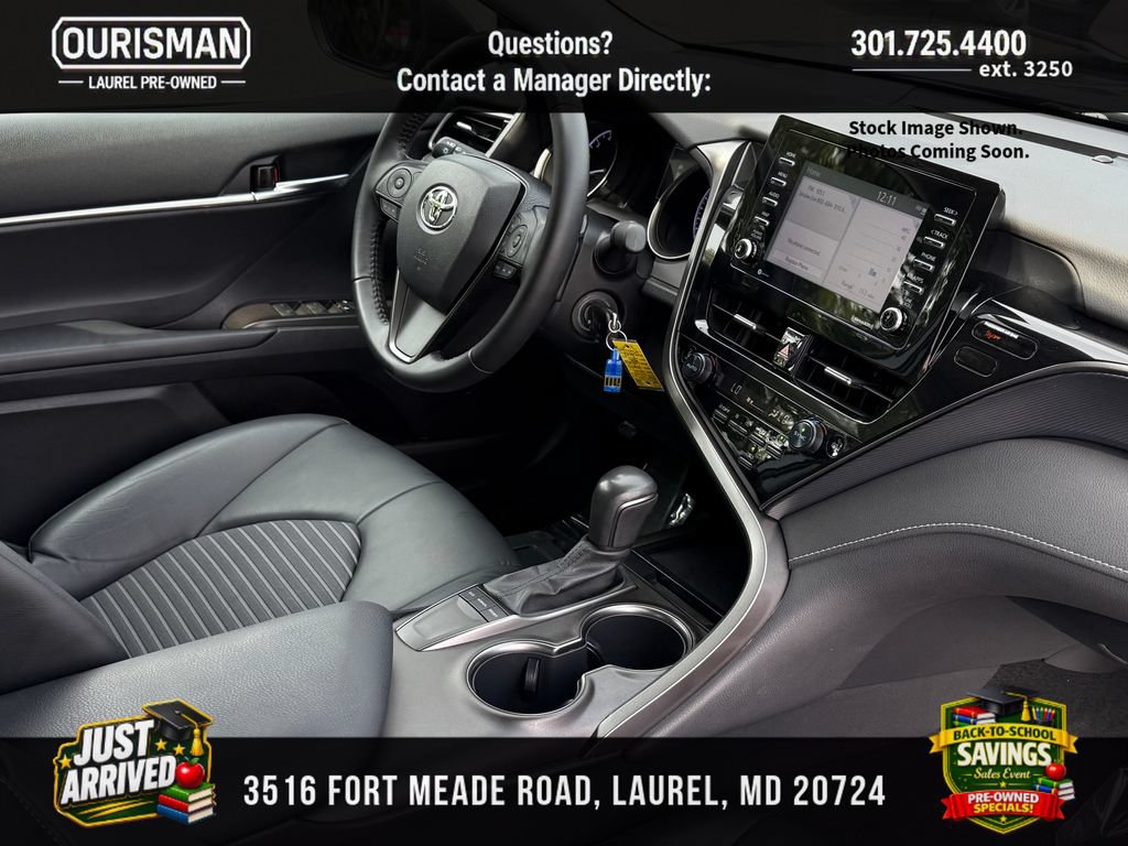 Used 2022 Toyota Camry SE FWD image 10