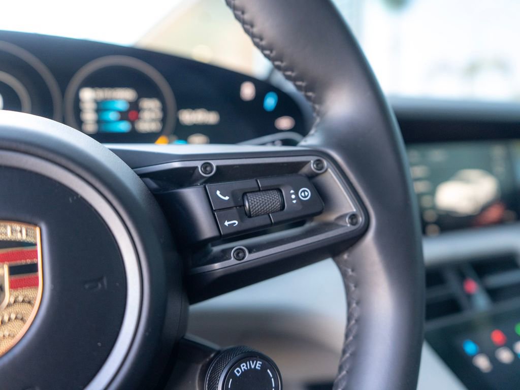 Used 2022 Porsche Taycan Turbo S image 22