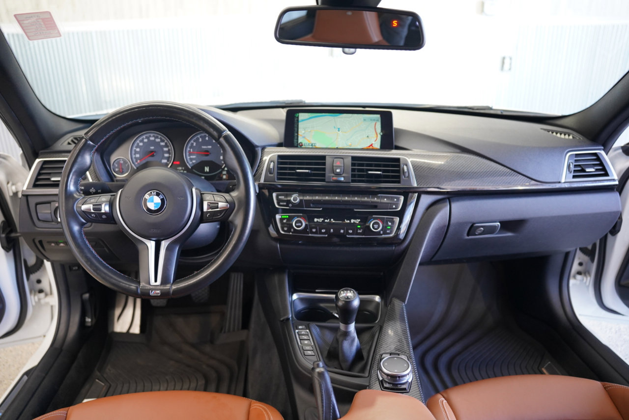 Used 2016 BMW M3 image 17