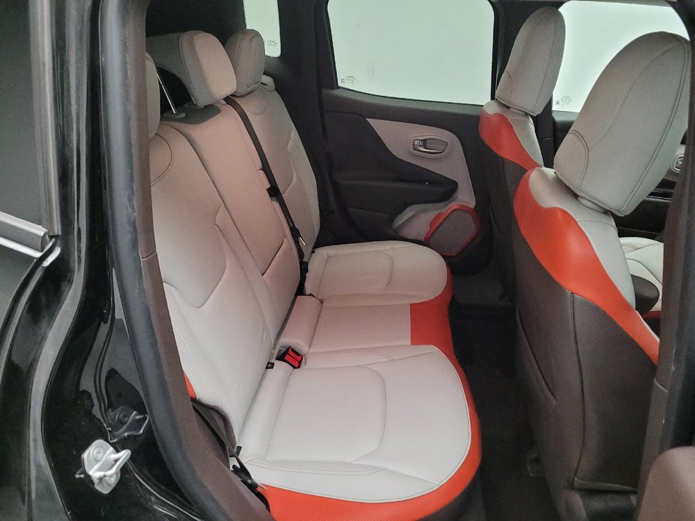 Used 2015 Jeep Renegade Limited image 19