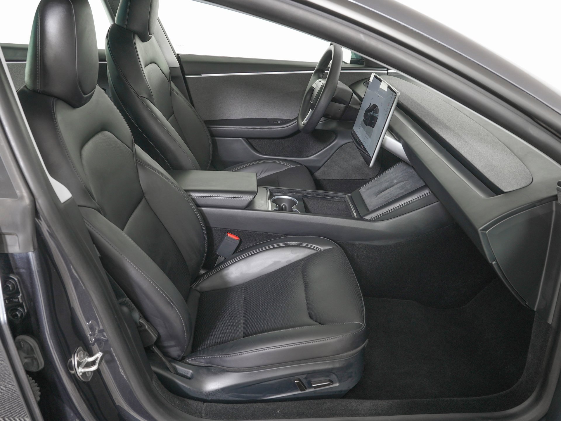 Used 2024 Tesla Model 3 Long Range image 9