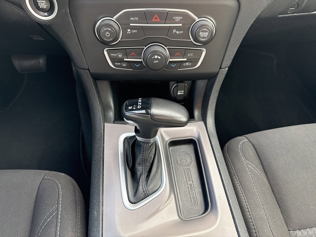 Used 2023 Dodge Charger SXT image 4