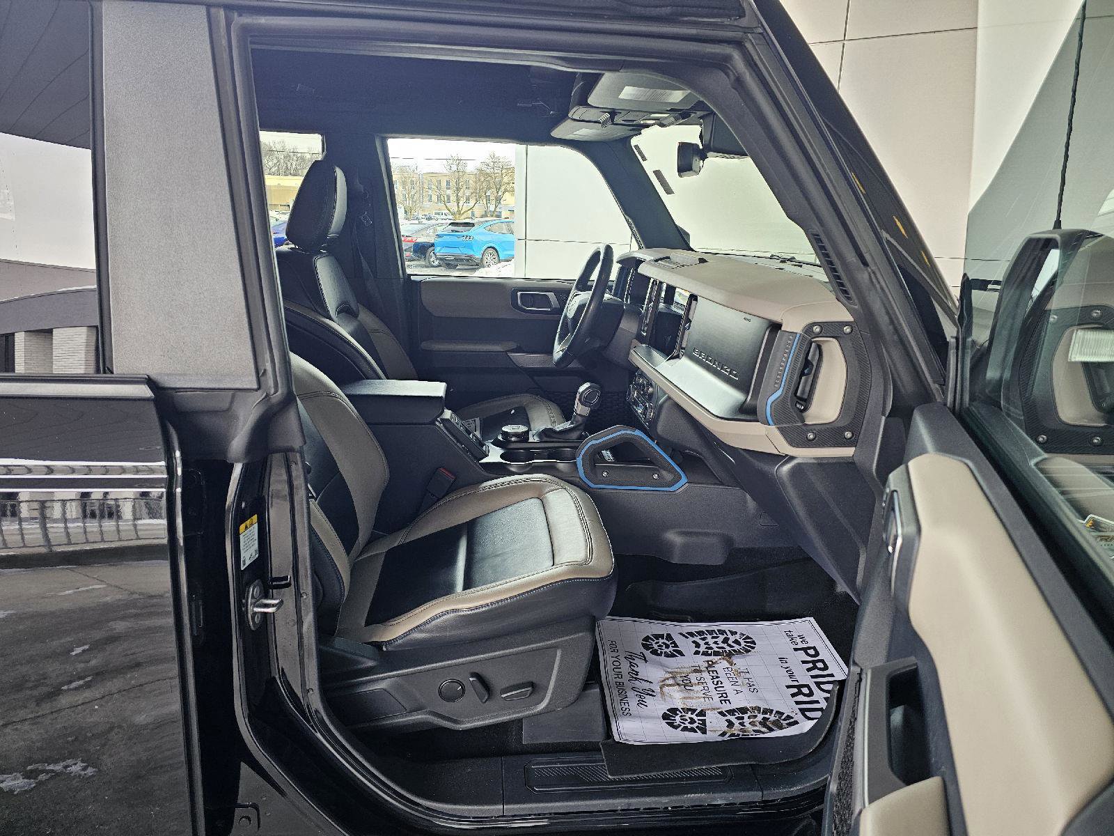 Used 2023 Ford Bronco Wildtrak image 14