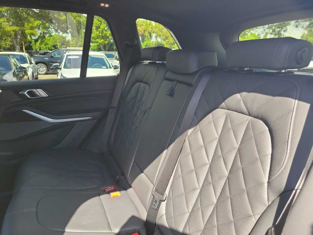 Used 2026 BMW X5 sDrive40i RWD image 17