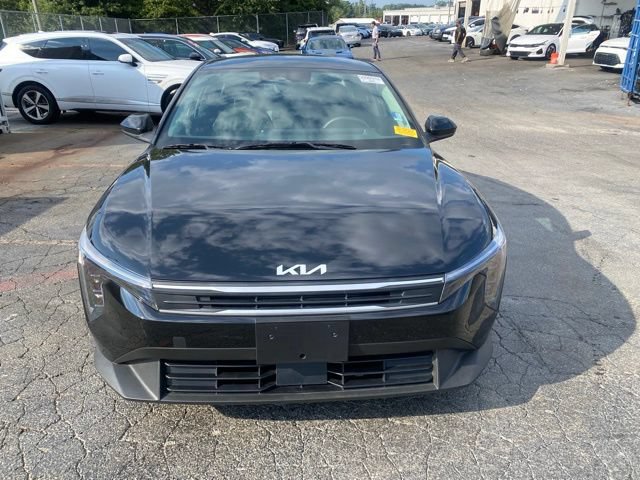 Used 2026 Kia K4 FWD image 3