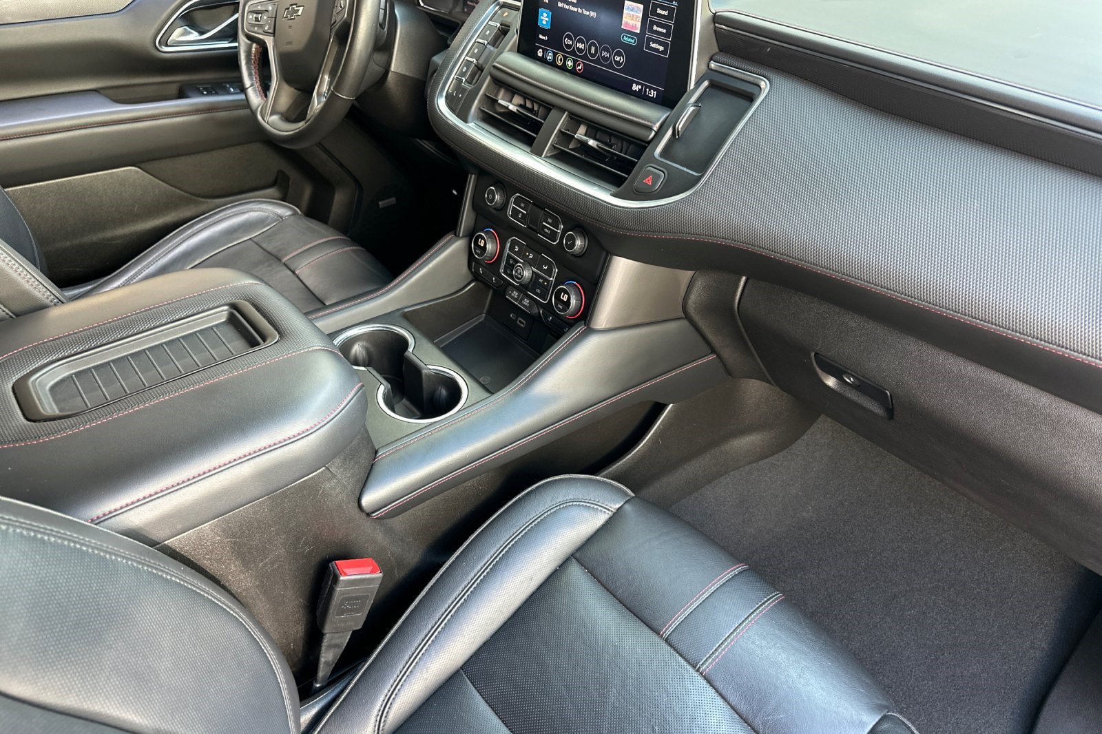 Used 2021 Chevrolet Tahoe RST w/ Luxury Package AWD/4WD image 35