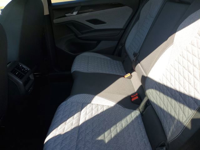 Certified 2025 Volkswagen Tiguan S image 12