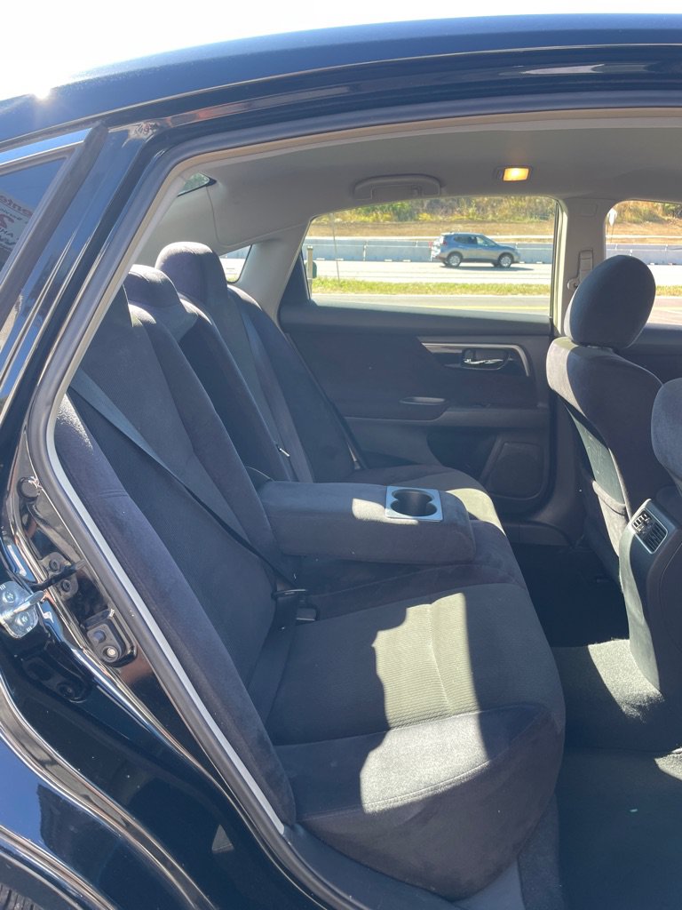Used 2013 Nissan Altima 2.5 SV FWD image 20