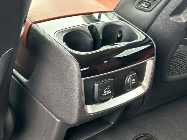 Used 2023 Kia Carnival SX image 18