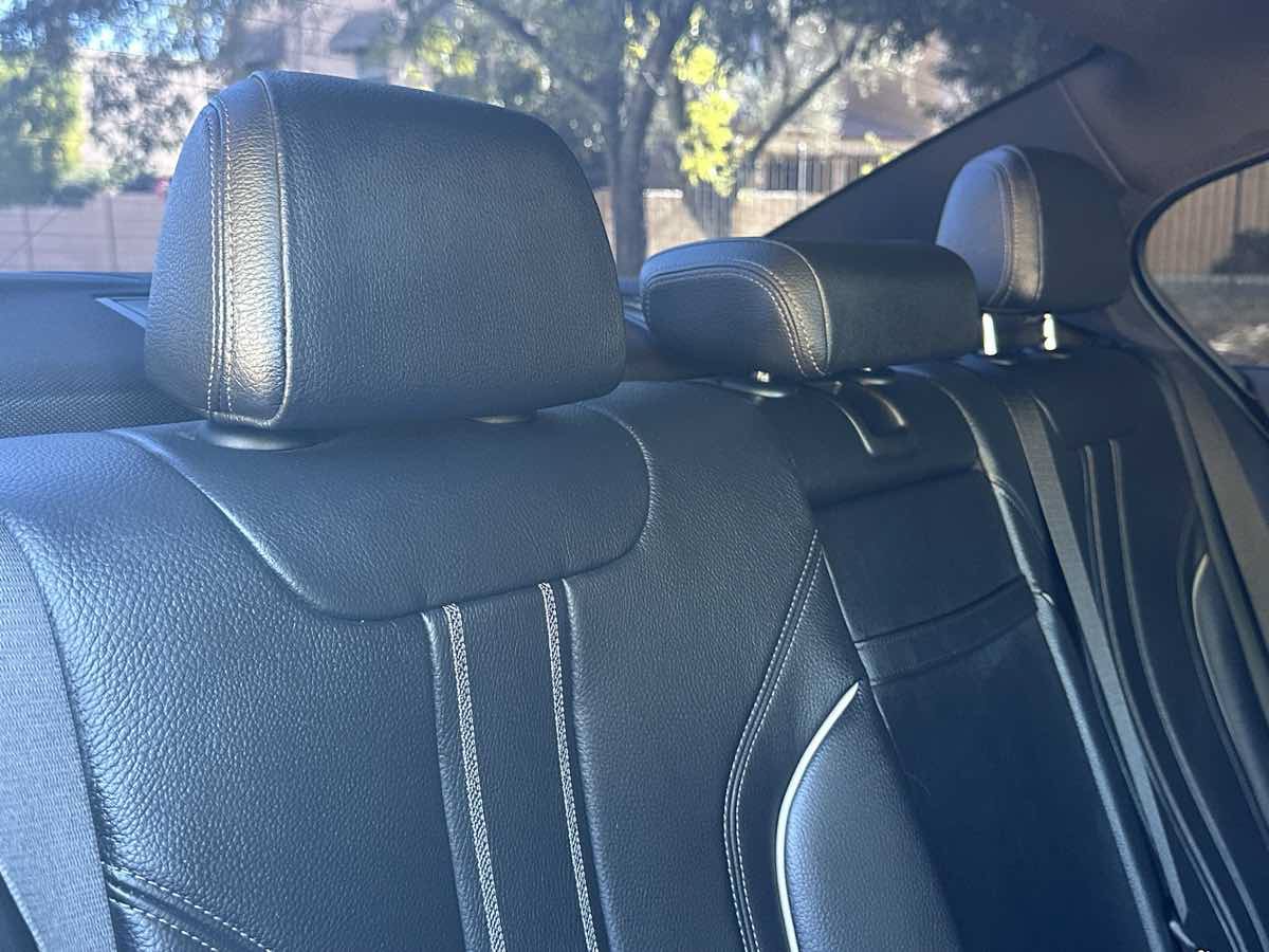 Used 2019 BMW 540i xDrive AWD/4WD image 24
