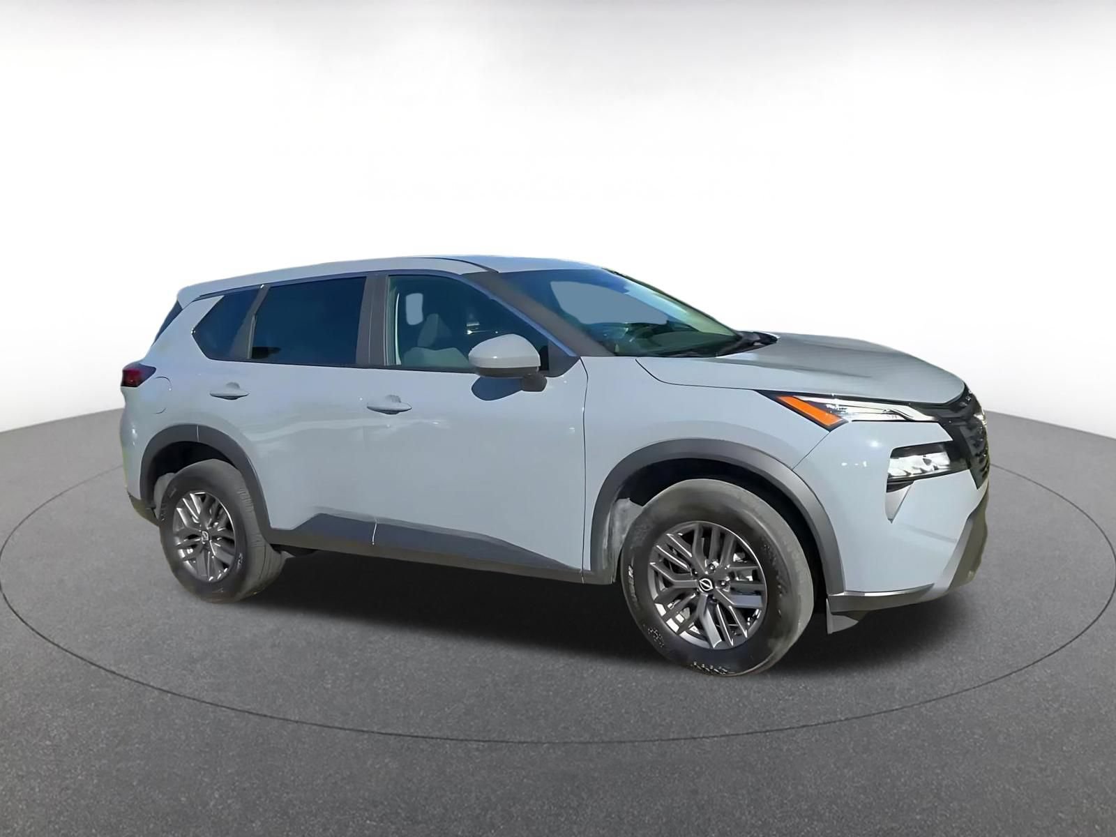 Used 2026 Nissan Rogue SV FWD video 2